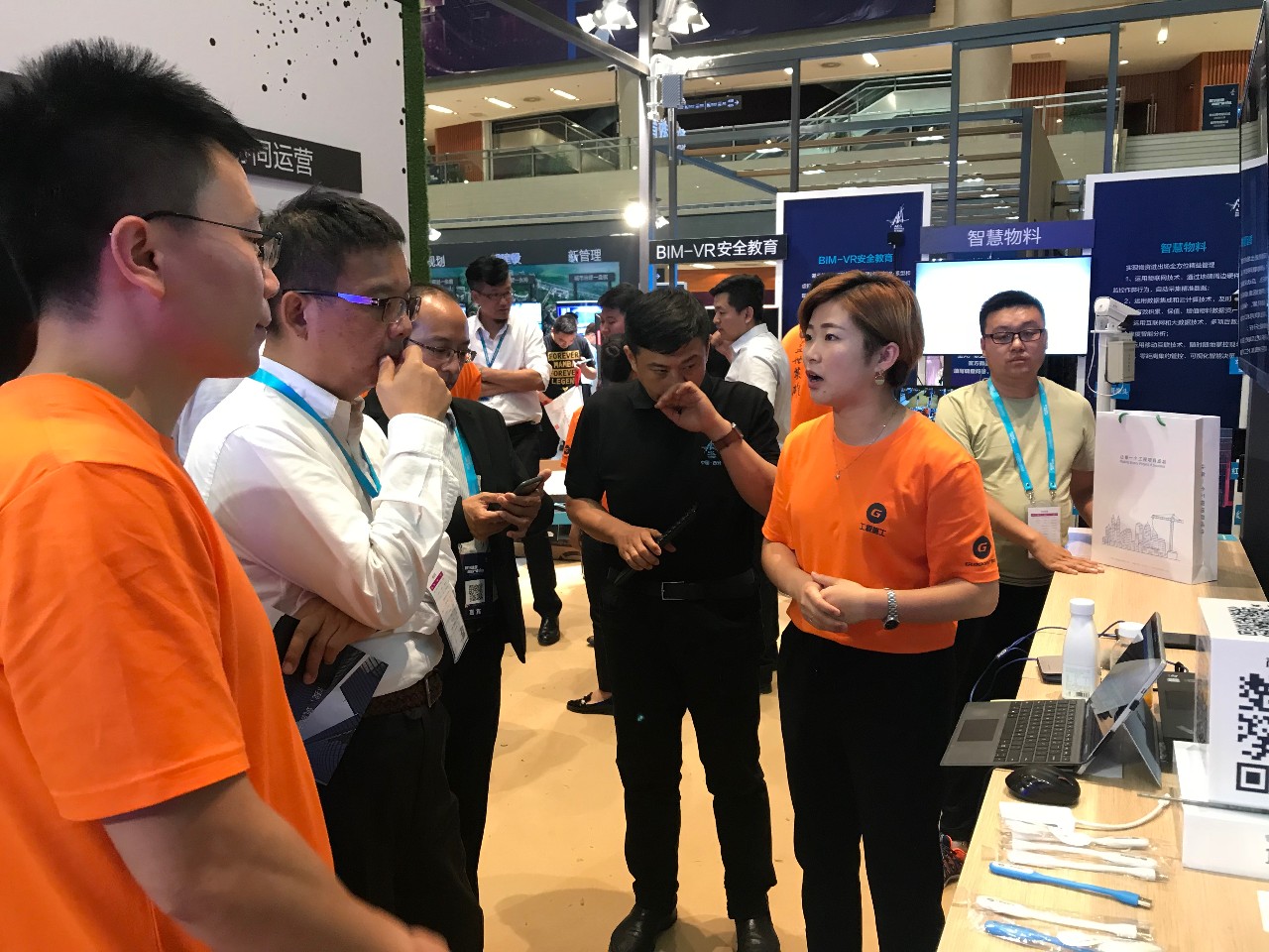 建筑盛事,易游体育携手微软、华为云推出混合云技术解决方案!-协筑